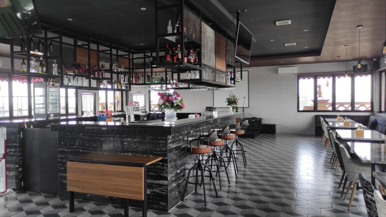 Grand Venetian Hotel Bandar Lampung Exterior foto